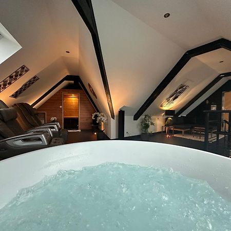 Les Suites De Bougainville Concarneau Esterno foto