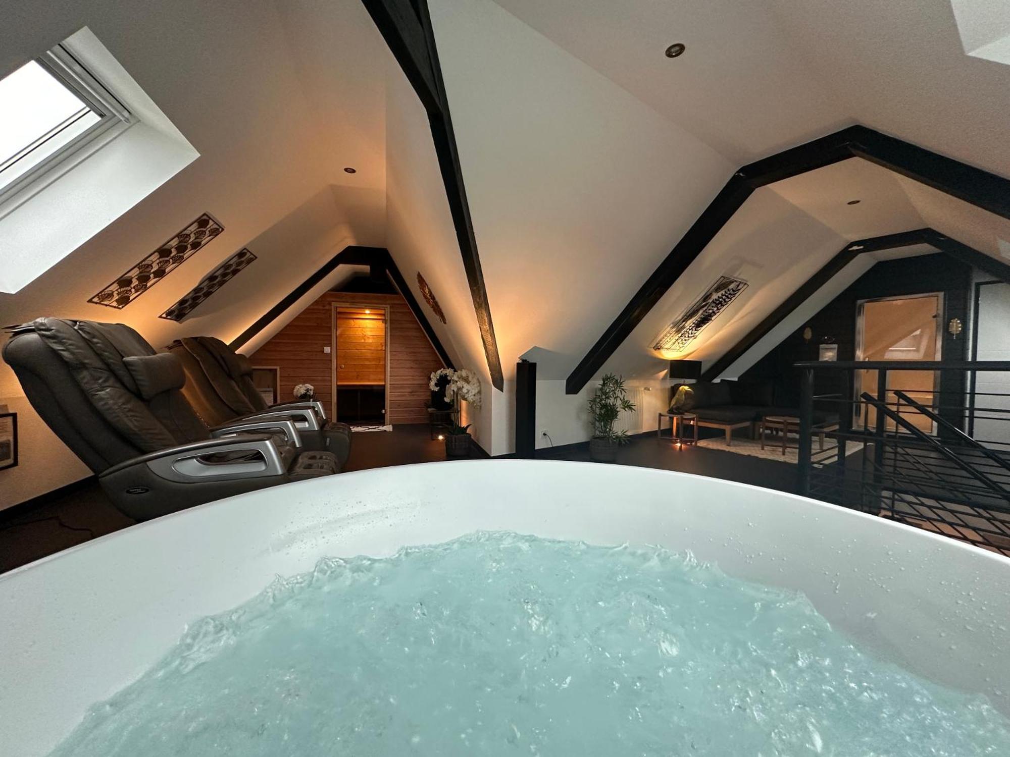 Les Suites De Bougainville Concarneau Esterno foto